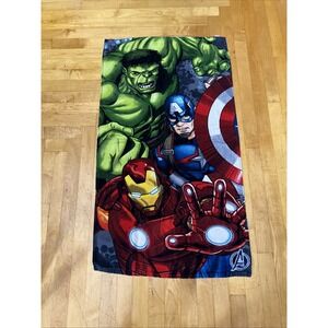 Marvel Super Heroes Children's Beach Towel 41x23
